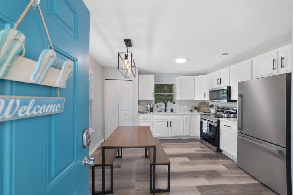 New Modern Bungalow Close To Downtown! Fully Fenced Yard 圣奥古斯丁 外观 照片