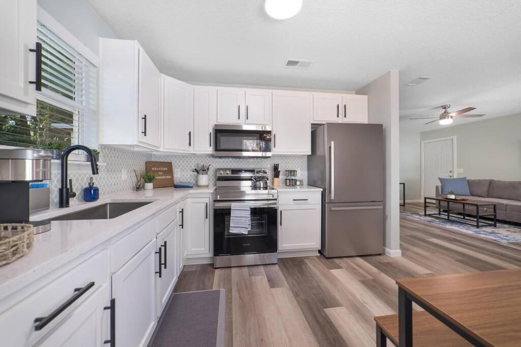 New Modern Bungalow Close To Downtown! Fully Fenced Yard 圣奥古斯丁 外观 照片