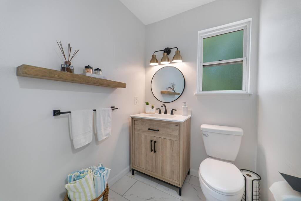 New Modern Bungalow Close To Downtown! Fully Fenced Yard 圣奥古斯丁 外观 照片